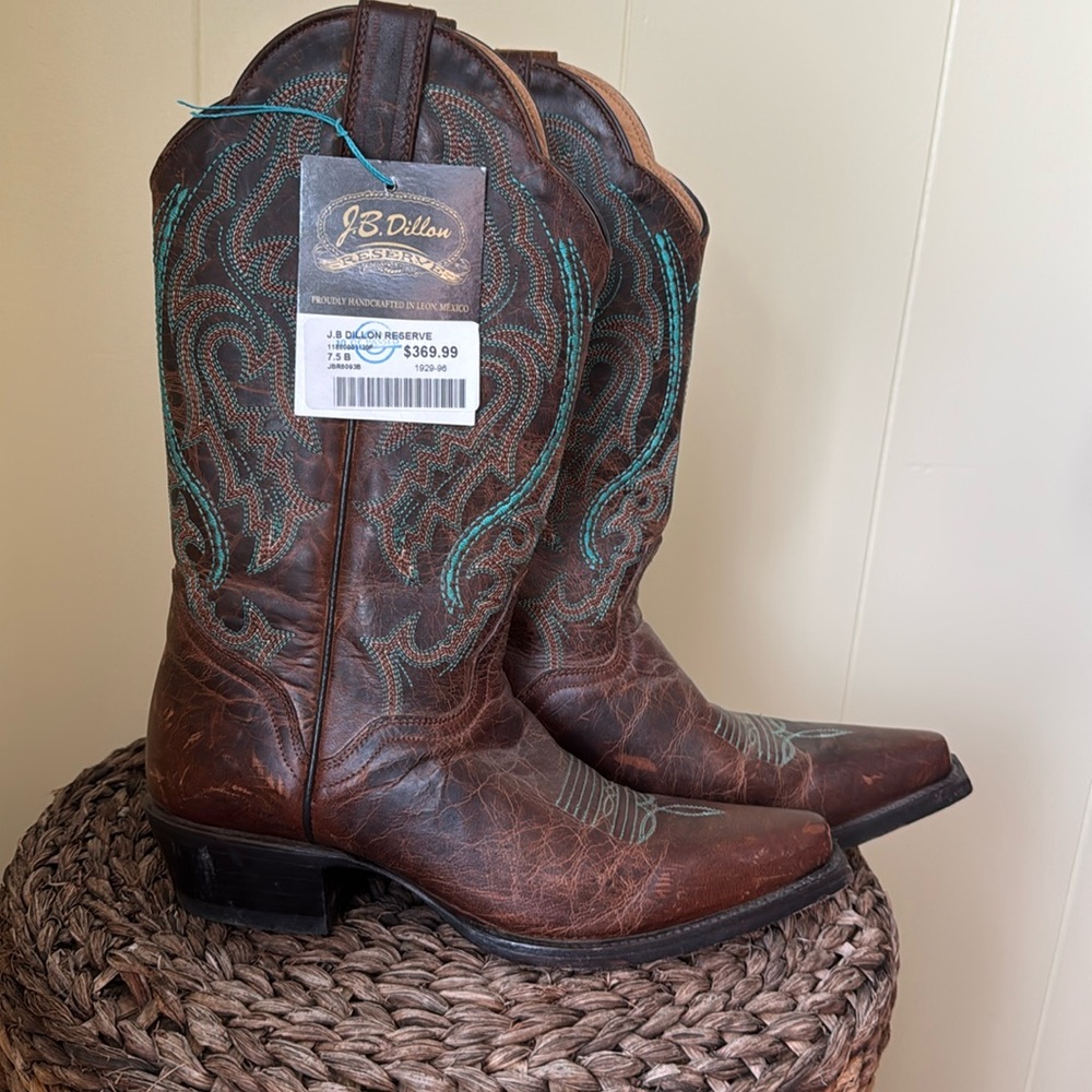 JB Dillon boots. Women’s size 7.5 B. Genuine goat.